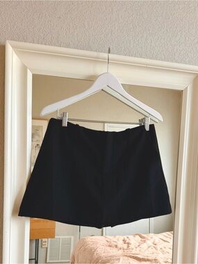 GAP Women's Black Tailored Mini-Skort